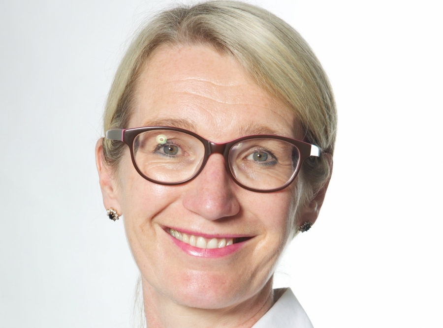 Lynda Thomas.jpg