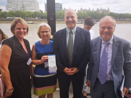 SheffHospparlyaward.jpg